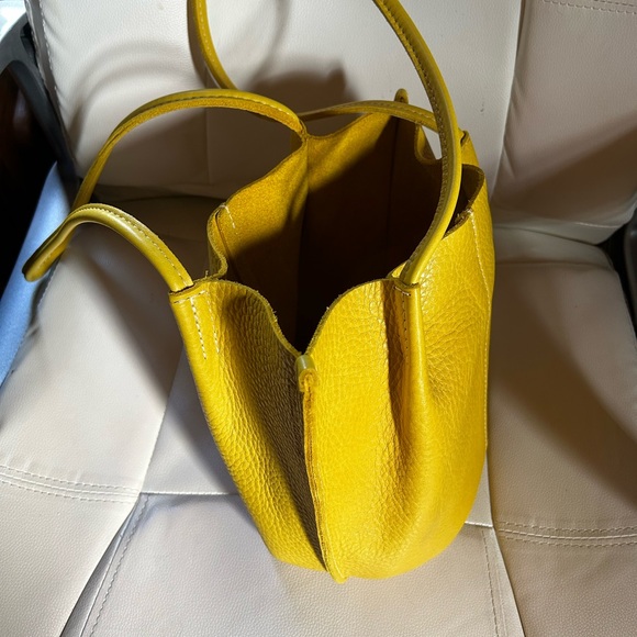 Brand New- Devan Bucket Bag in Naples - Picture 3 of 8